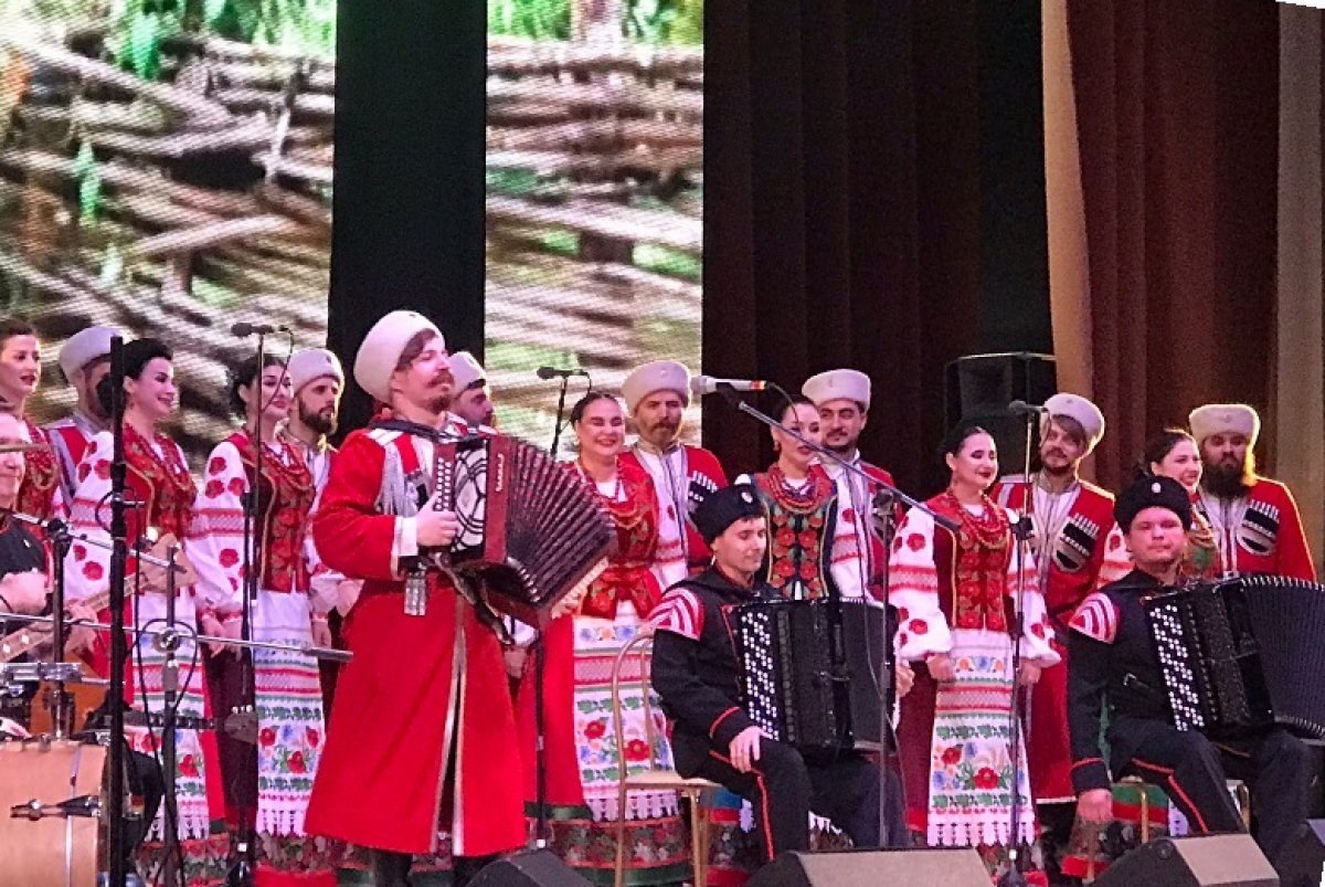 Кубанский казачий хор собрал аншлаг в Ставрополе | АиФ Ставрополь