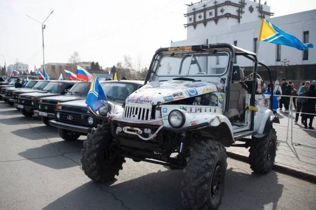 В рамках акции собрали в том числе автомобили высокой проходимости марки УАЗ, ГАЗ, Niva и «Урал».