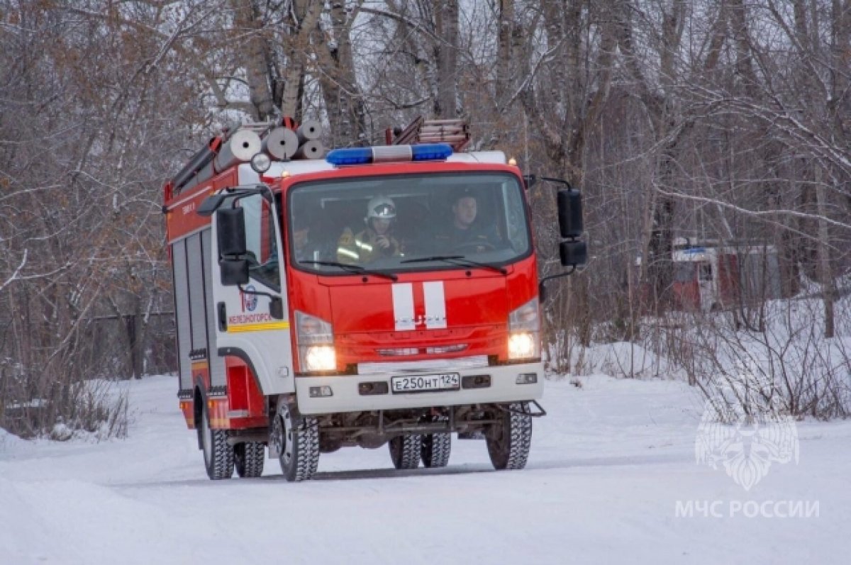 В Канске при пожаре в доме на улице Пушкина погиб один человек | АиФ  Красноярск