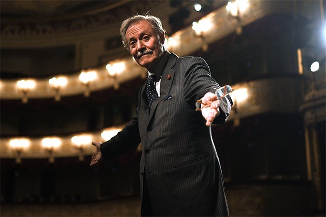 В труппу Малого театра Юрий Соломин был зачислен 66 лет назад, а последние 35 лет он возглавляет театр.