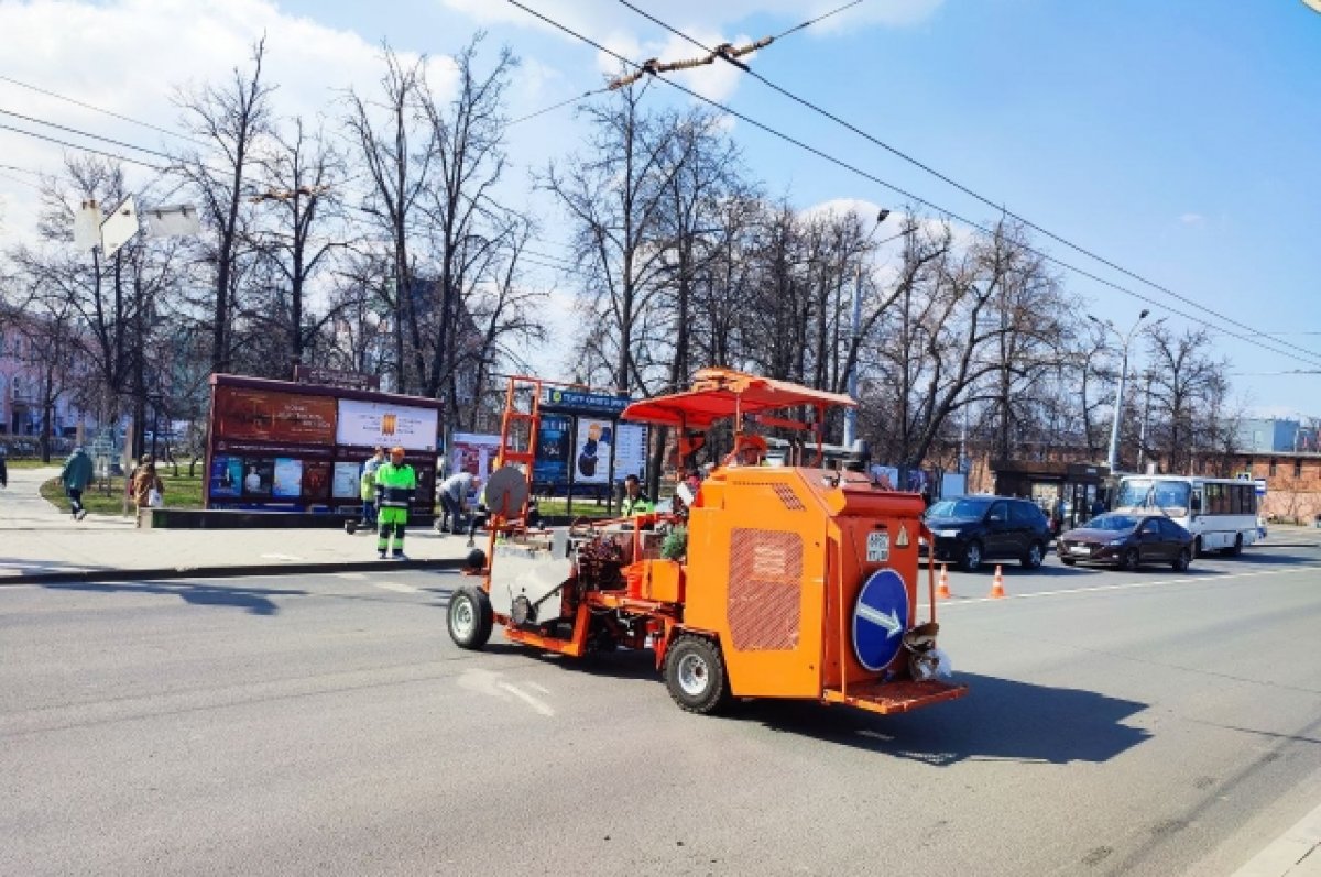 Разметку начали наносить на дорогах Нижнего Новгорода | АиФ Нижний Новгород