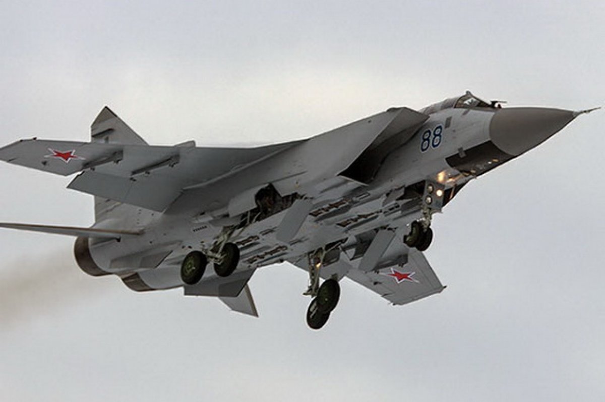 Минобороны показало кадры воздушного боя истребителей МиГ-31БМ
