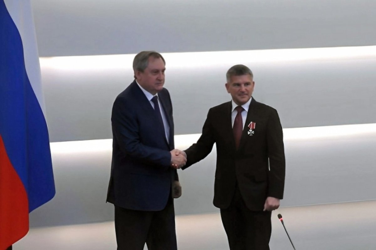 Министр энергетики РФ вручил Игорю Маковскому орден Мужества