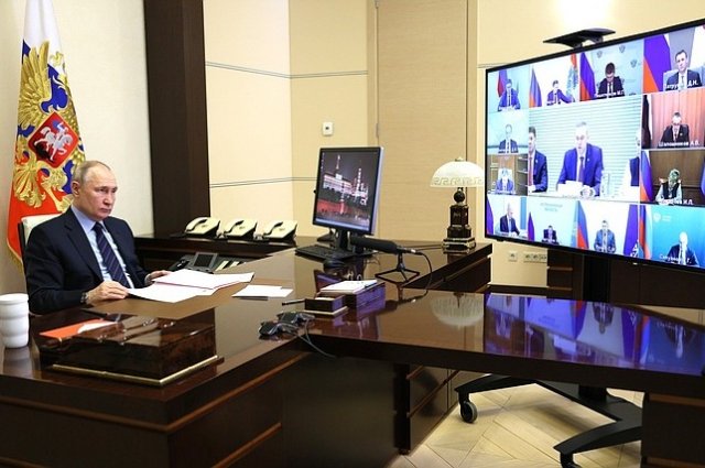 Президент России Владимир Путин проводит заседание Совета по развитию местного самоуправления.
