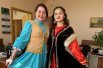Сотрудницы Минфина Башкирии в образах, стилизованных под татарский и башкирский национальный костюмы