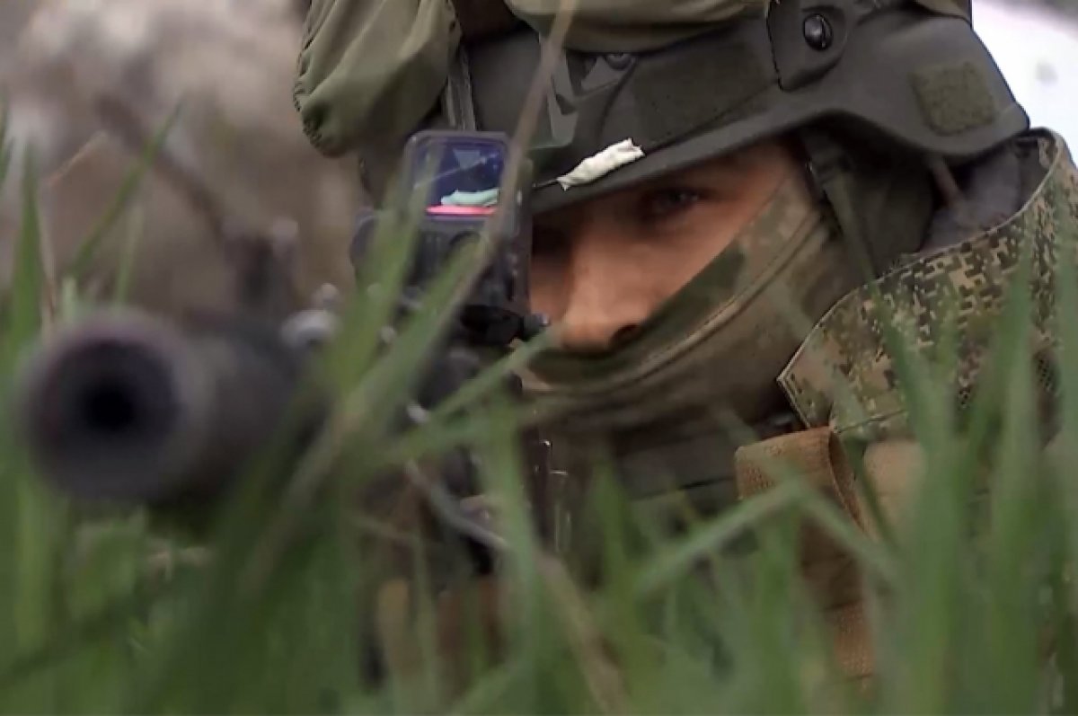 Российские десантники пресекают попытки контратак на флангах в Артемовске