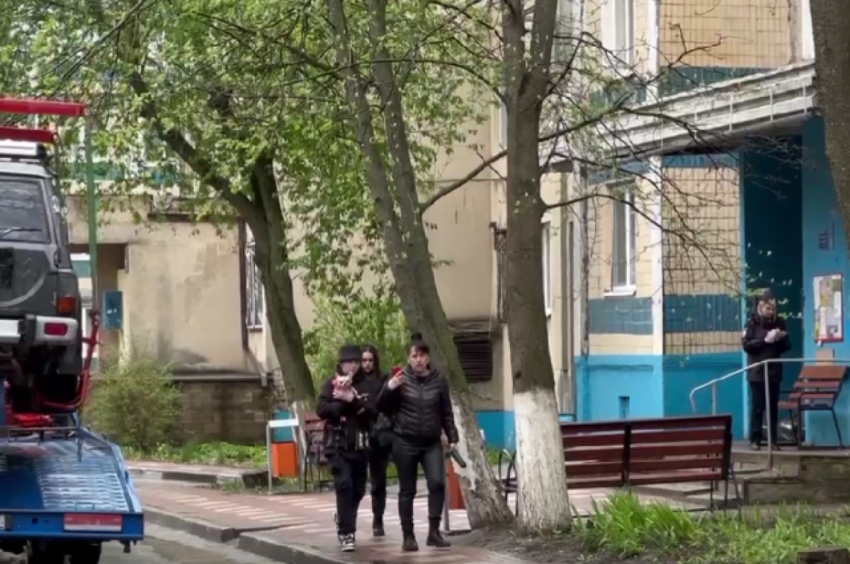 Эвакуация людей. Белгород эвакуируют жителей. В Белгороде эвакуируют людей. Место эвакуации.
