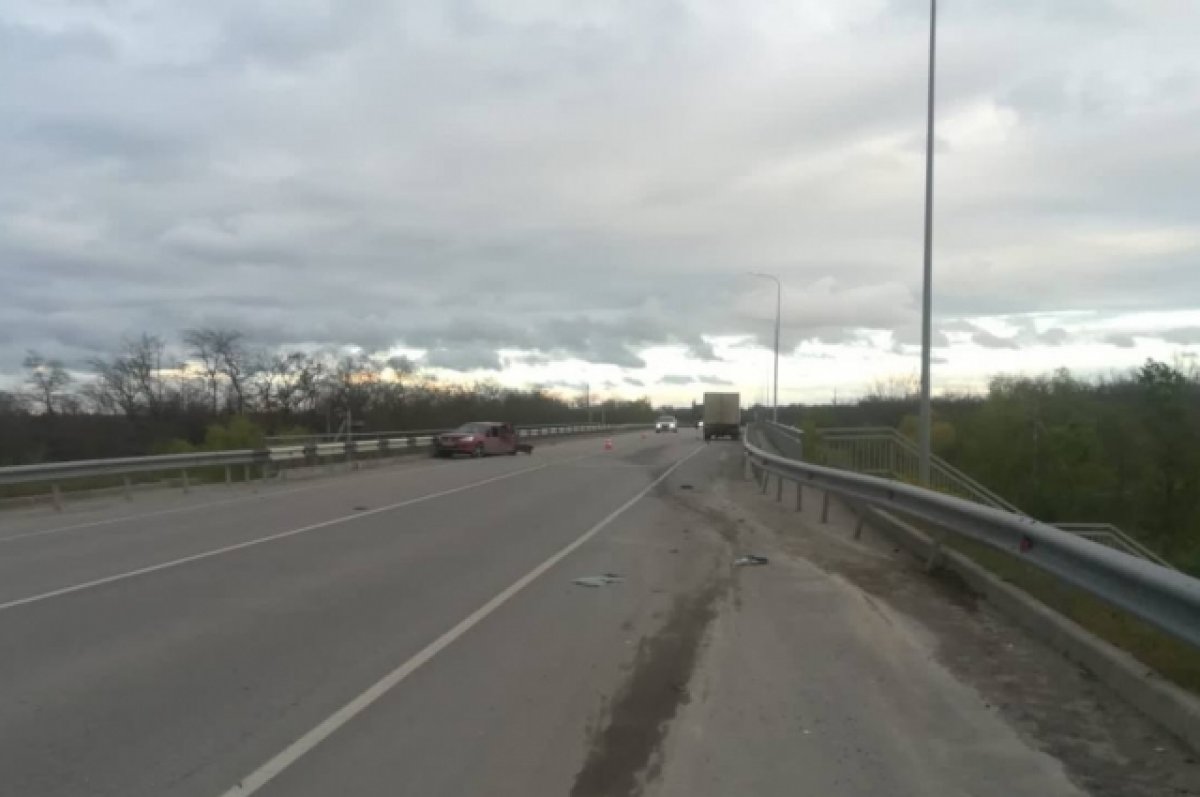 На Дону 20-летний водитель «ГАЗ» устроил массовое ДТП с пострадавшим
