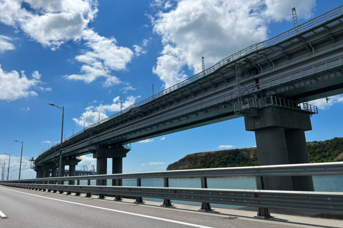 Запуск движения по ж/д части Крымского моста состоится досрочно в мае
