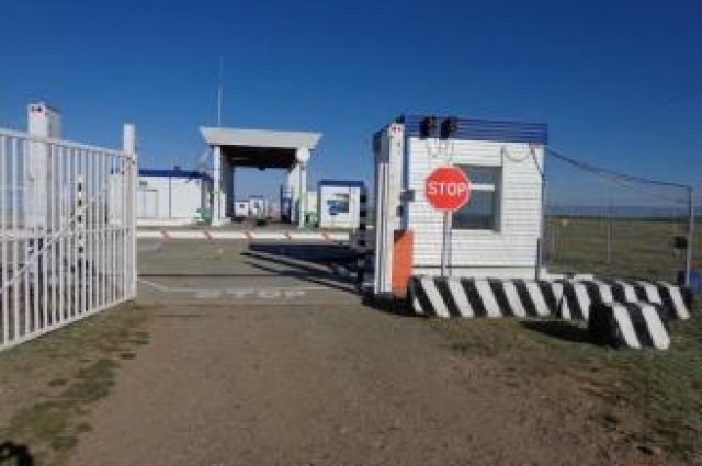 Движение через пункты пропуска будет приостановлено.