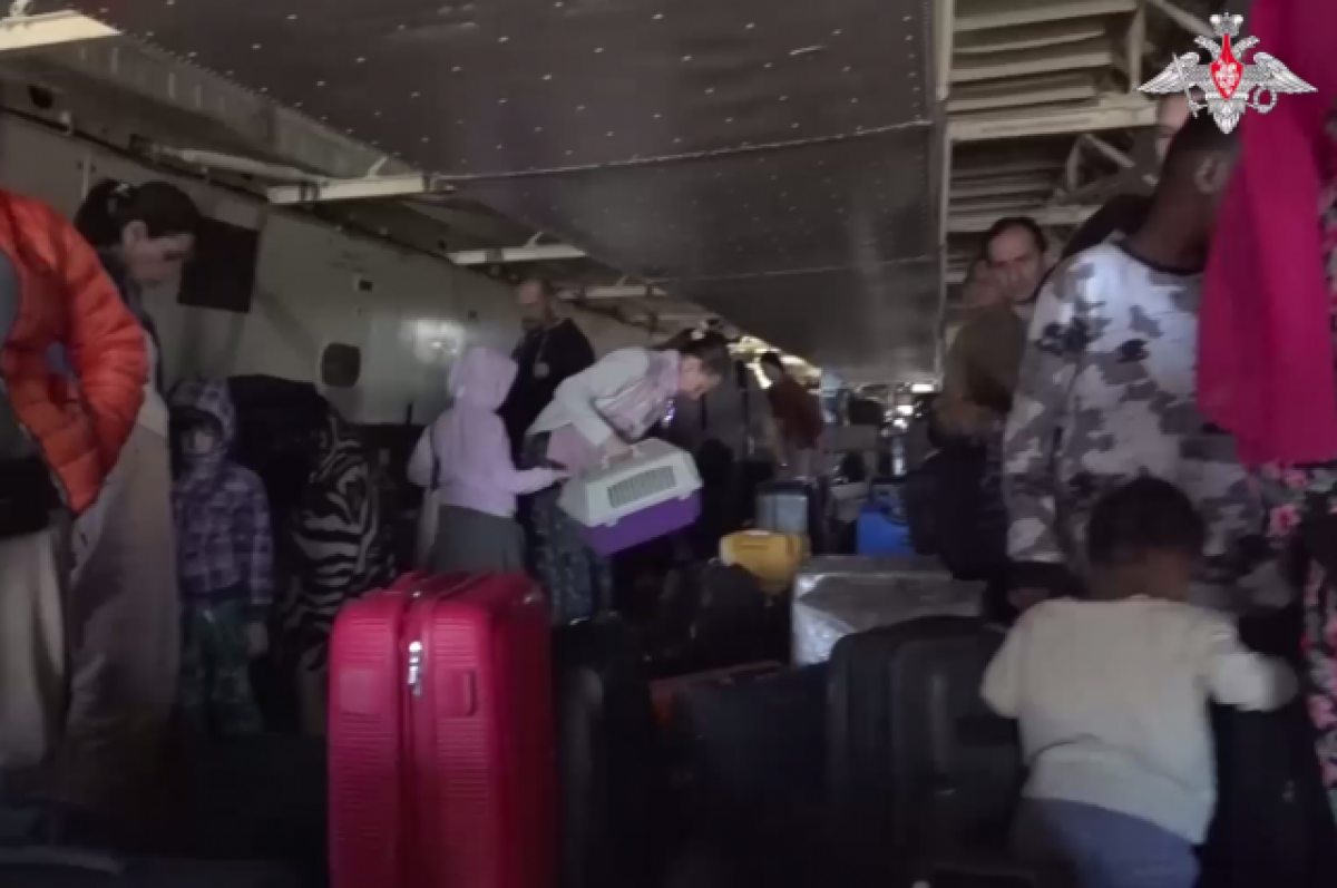 В Москву прибыли более 200 граждан РФ и СНГ, эвакуированных из Судана