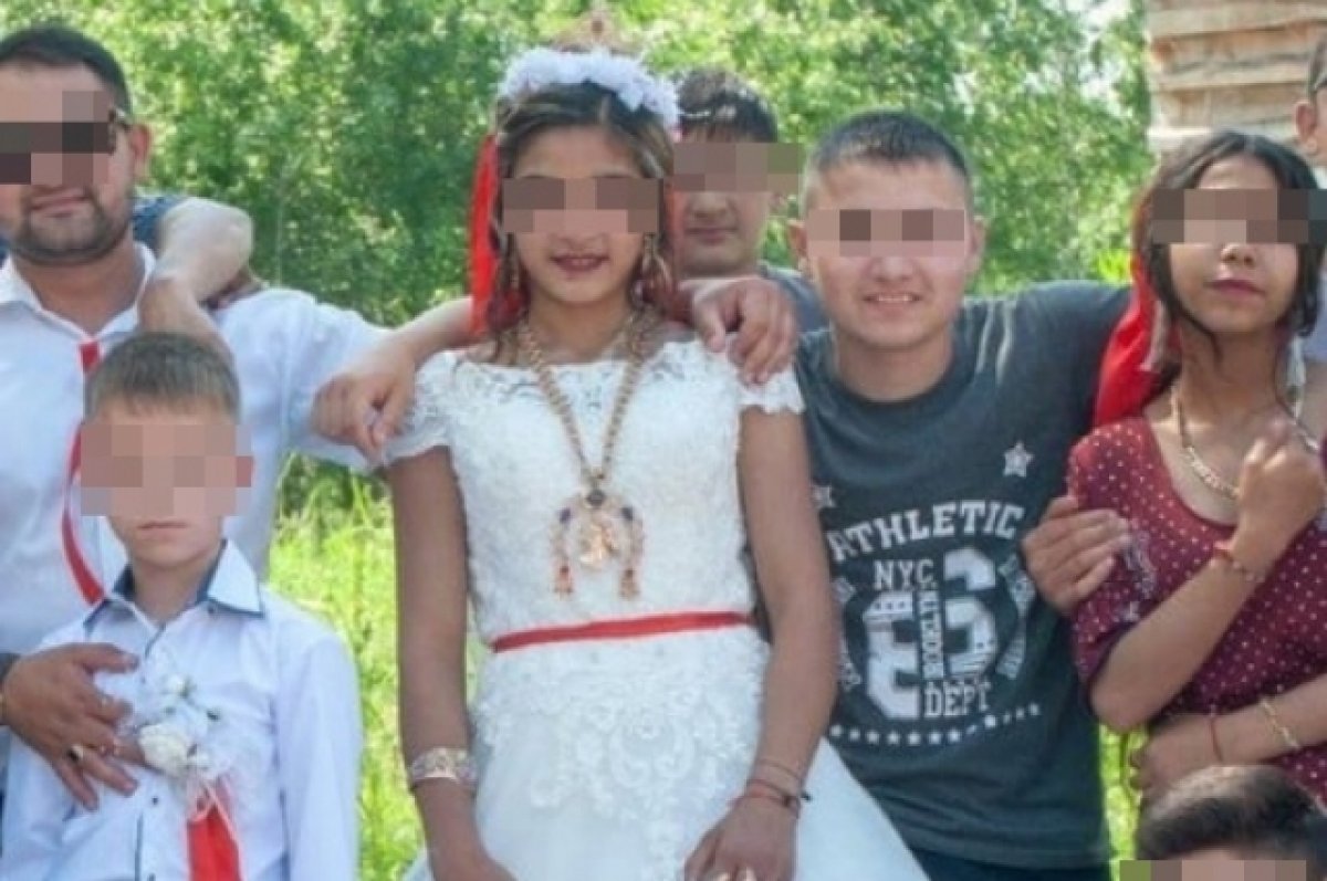Жителей НСО шокировала «свадьба» 13-летнего мальчика и цыганской девочки