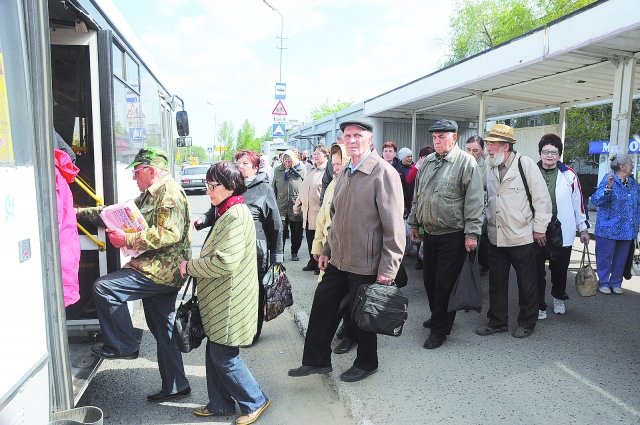 Озвучен график работы дачных автобусов в Оренбурге на майских праздниках.