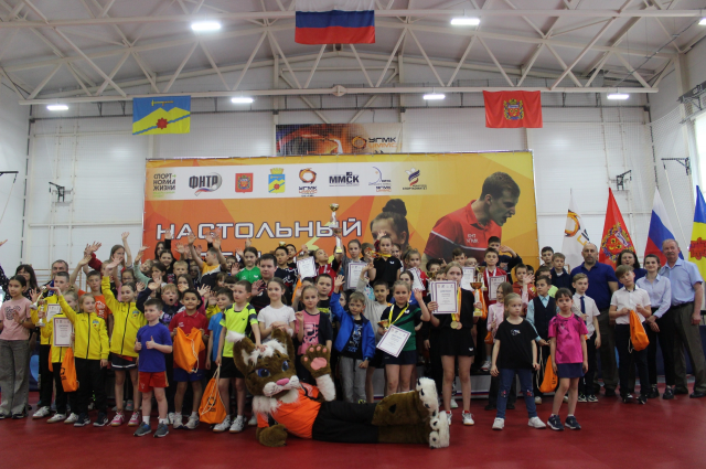 Всероссийский теннисный турнир прошел при поддержке металлургов Медногорска.