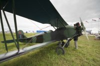 Лёгкий самолет По-2 в годы Великой Отечественной войны использовался для самых разных целей - и для перевозки грузов, и в качестве бомбардировщика.