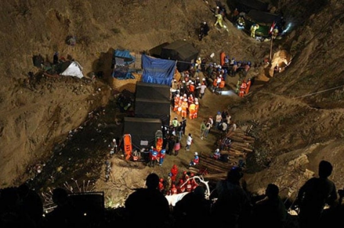 Более 20 человек погибли на юге Перу в пожаре на шахте
