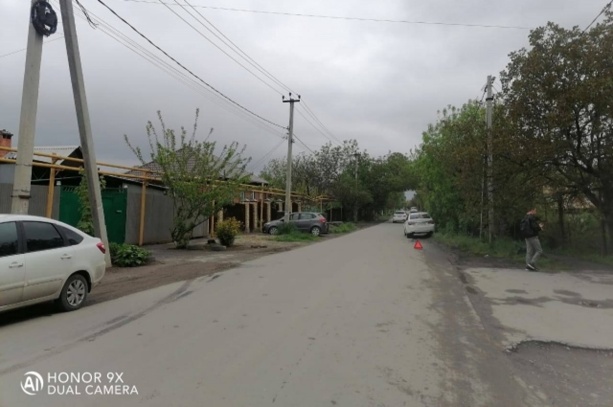 В Ростове водитель сбил 11-летнего мальчика, выбежавшего из-за автобуса
