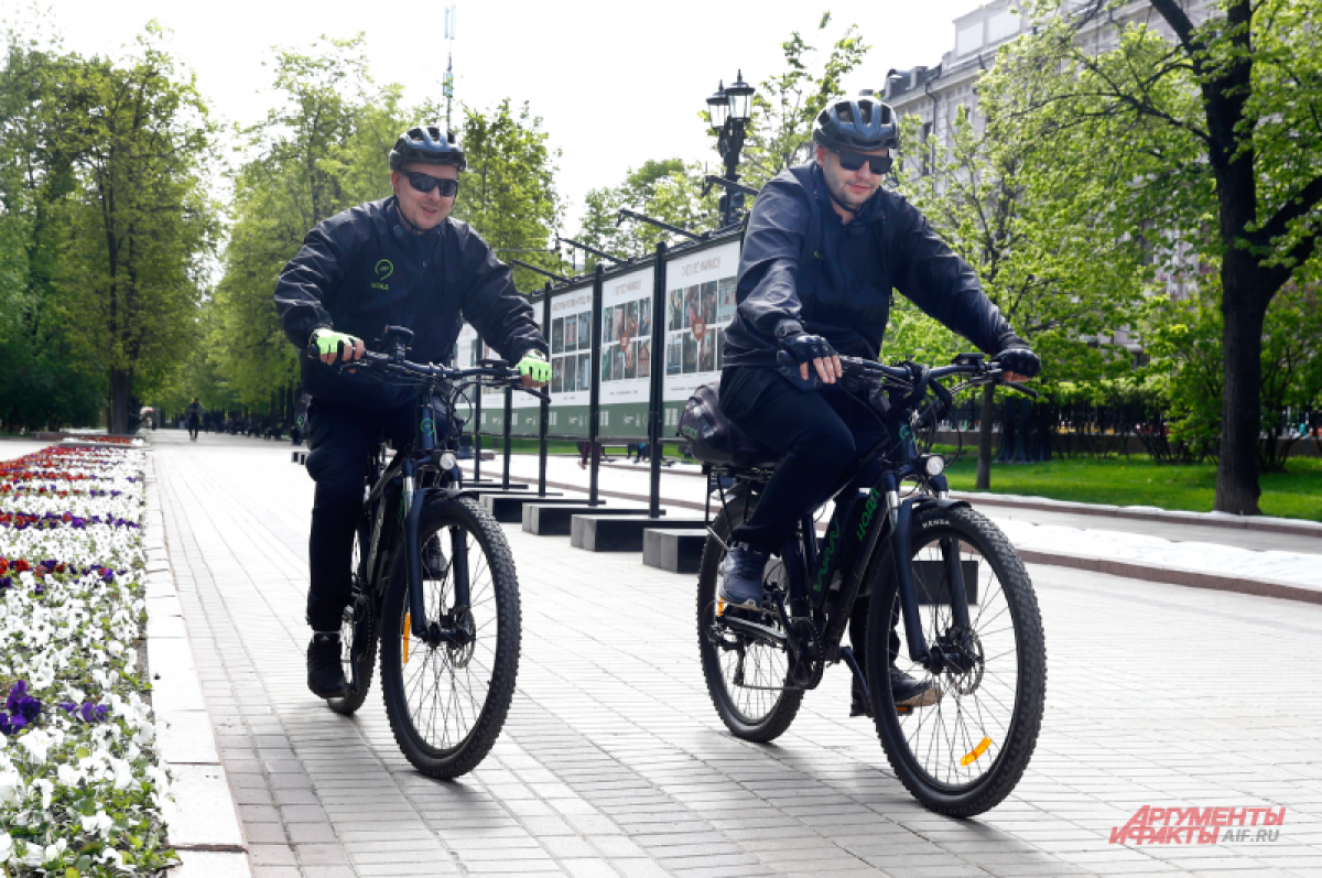 Откровения патрульного: курьеры в Москве — самые безбашенные велосипедисты