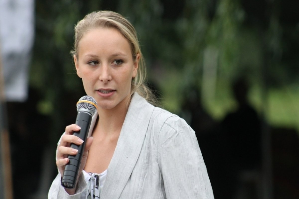 Племянница Ле Пен раскритиковала Париж за поставки оружия Украине