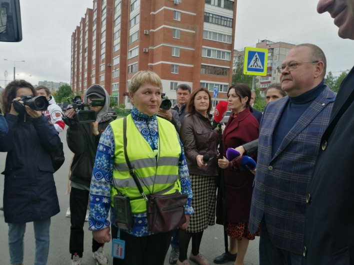 Состояние новых троллейбусов оценил губернатор Пензенской области Олег Мельниченко.
