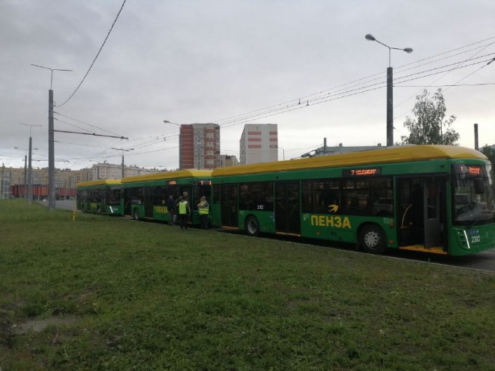 Согласно контракту, в регион поступят 90 новых троллейбусов и 4 дополнительных. Весь троллейбусный парк подлежит замене, в среднем в месяц будет добавляться по 10-20 машин.
