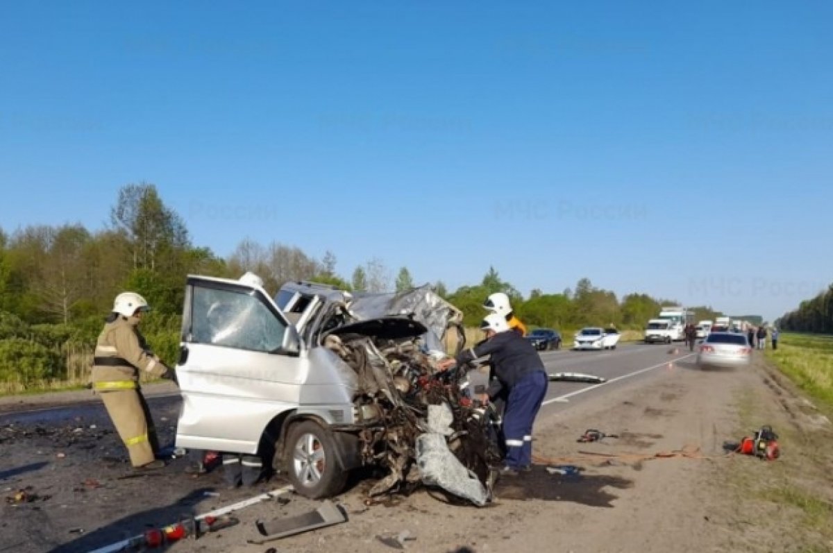 Два водителя погибли при столкновении машин в Карачевском районе Брянщины