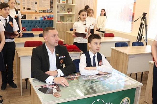 Еще три Парты Героев открыли в округе