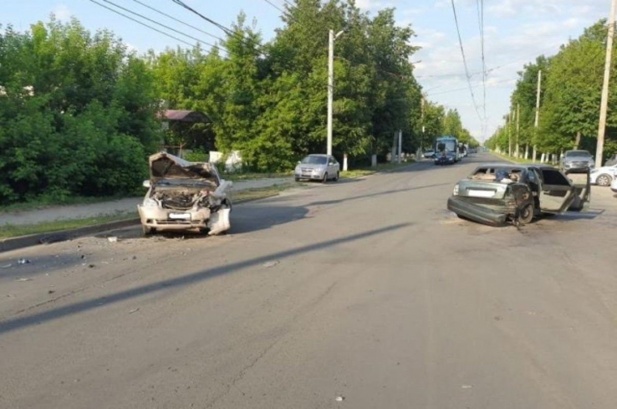 Два водителя пострадали в ДТП на дорогах Брянска во вторник, 30 мая