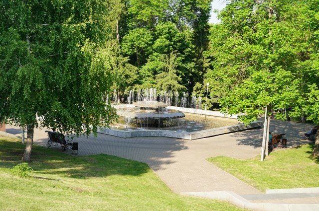 Парк Ленина в Уфе, по которому у горожан нет никаких жалоб, власти тоже задумали обновить.