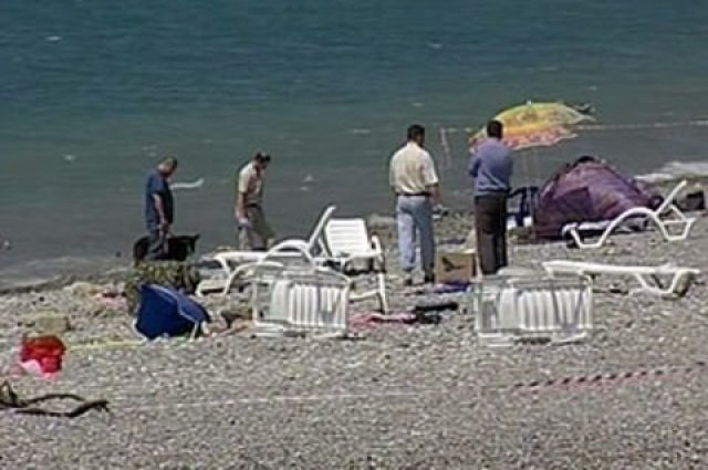 Место происшествия, один из взрывов произошел на пляже.