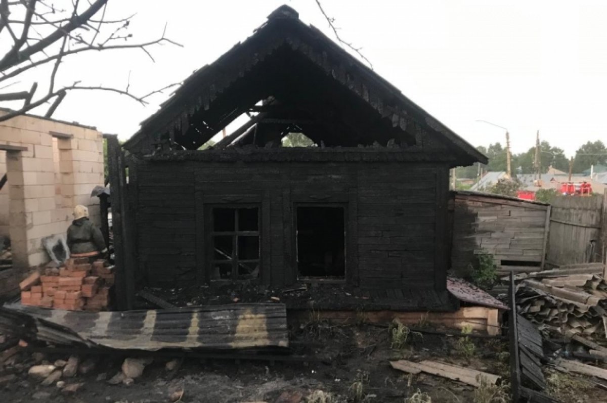 Мать и двое маленьких сыновей погибли на пожаре в Алтайском крае