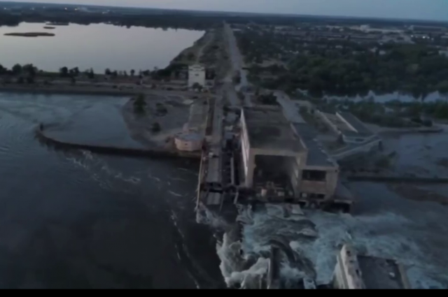 Разрушение Каховской ГЭС. 