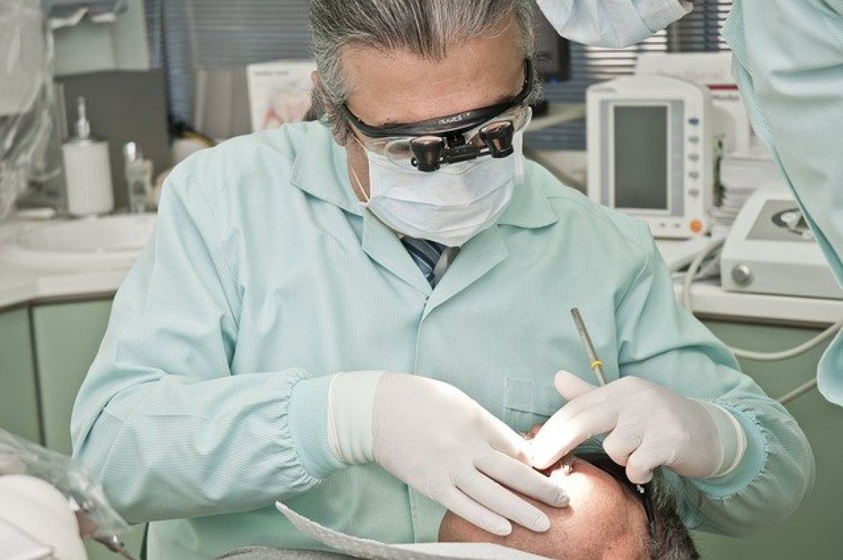 По зубам. Стоматологи из Пензы разработали новый метод лечения пародонтита