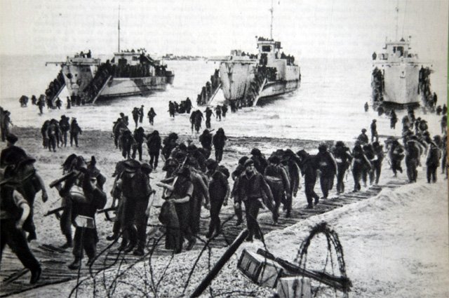 6 июня 1944 года на побережье Нормандии высадились более 150 000 солдат и офицеров западных союзников.