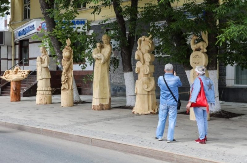 Результат конкурса резчиков по дереву.