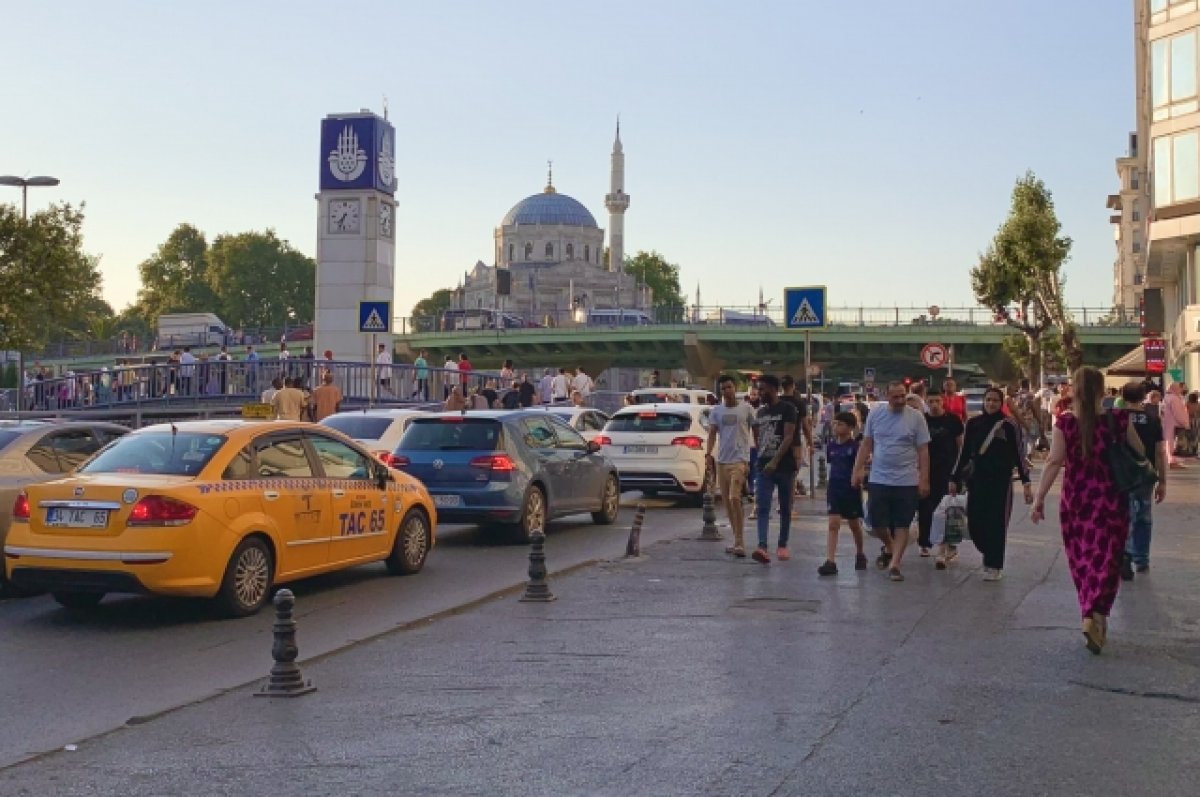 Эксперт по туризму Бандурин назвал самые опасные районы Стамбула