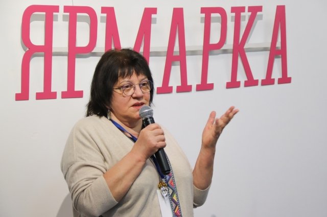 Татьяна Никитична впервые прилетела в Мурманск, на встрече с читателями она представила новую книгу «Истребление персиян».