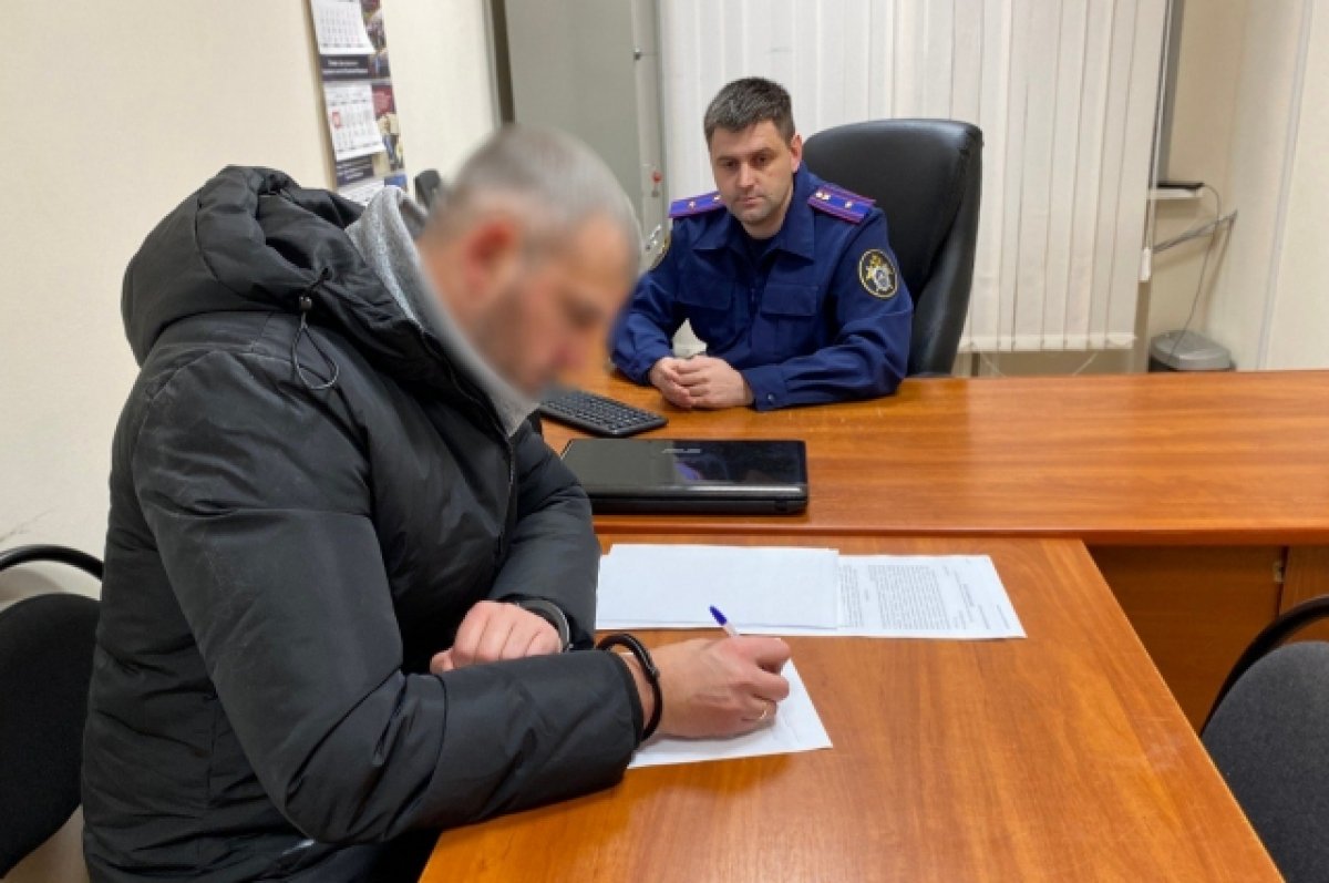 В Брянске экс-судебный пристав получил за взятки 4 года строгого режима