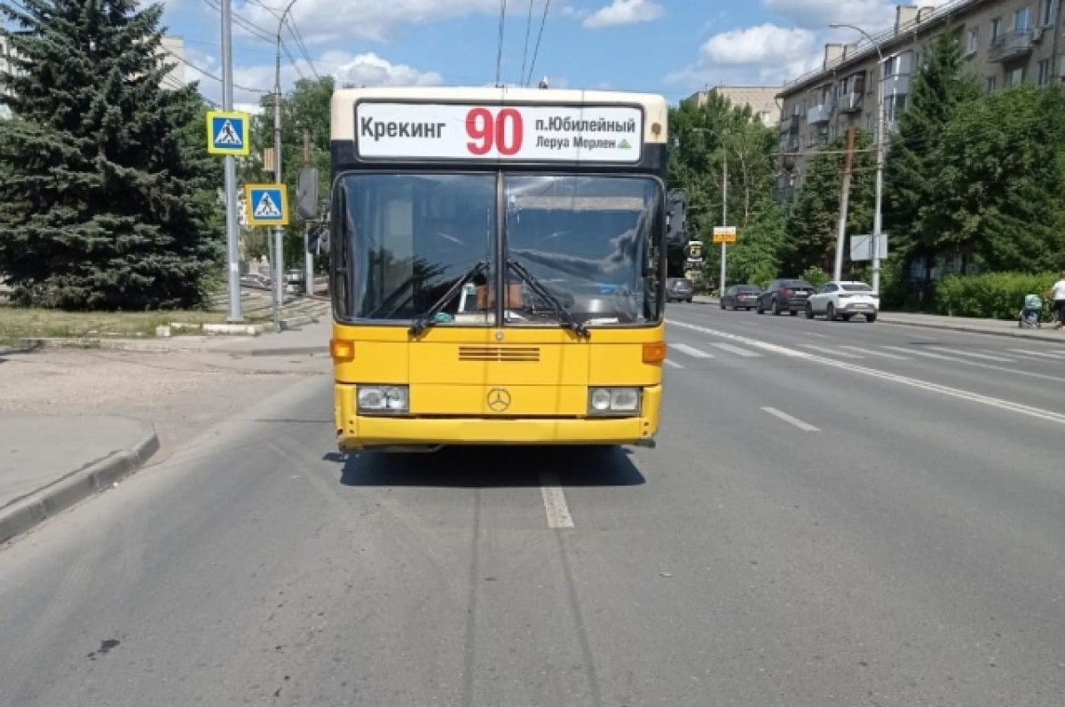 В Саратове водитель автобуса №90 сбил 18-летнего пешехода | АиФ Саратов