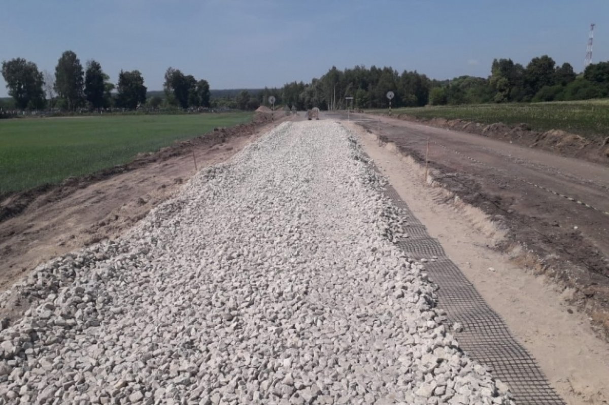 В Брасовском районе Брянщины ремонтируют автодорогу Локоть-Кретово-Турищево