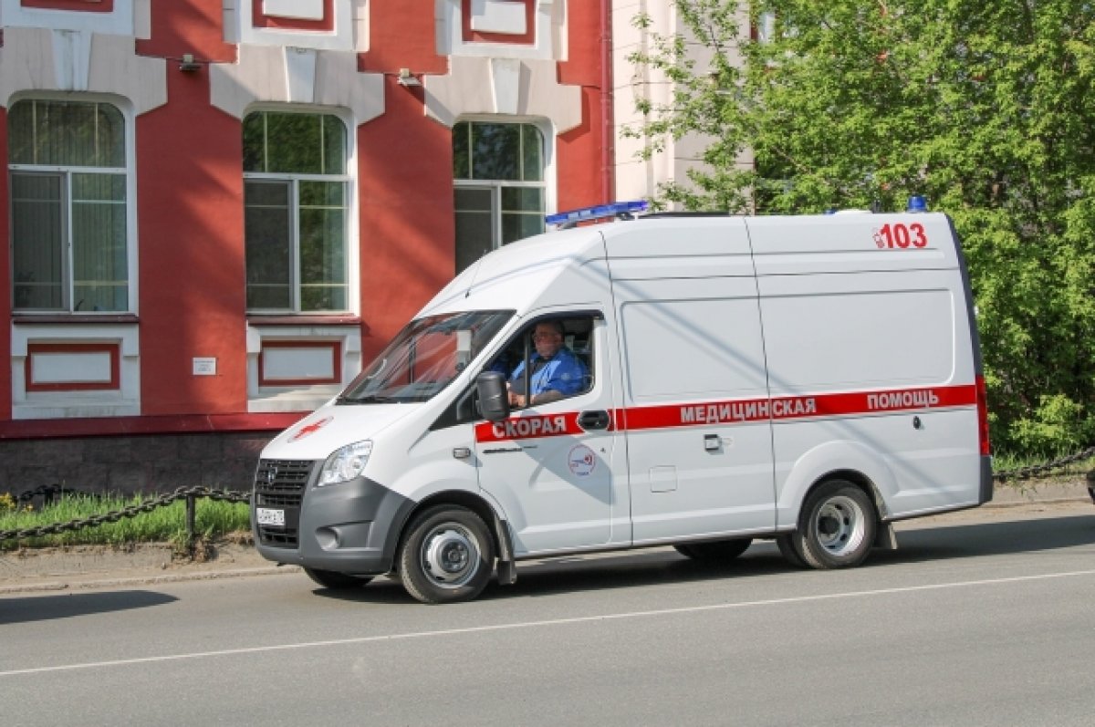 В Екатеринбурге госпитализировали 36 отравившихся курсантов