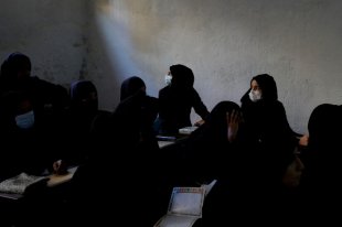 Лидер «Талибана» считает, что женщины Афганистана стали «свободными людьми»