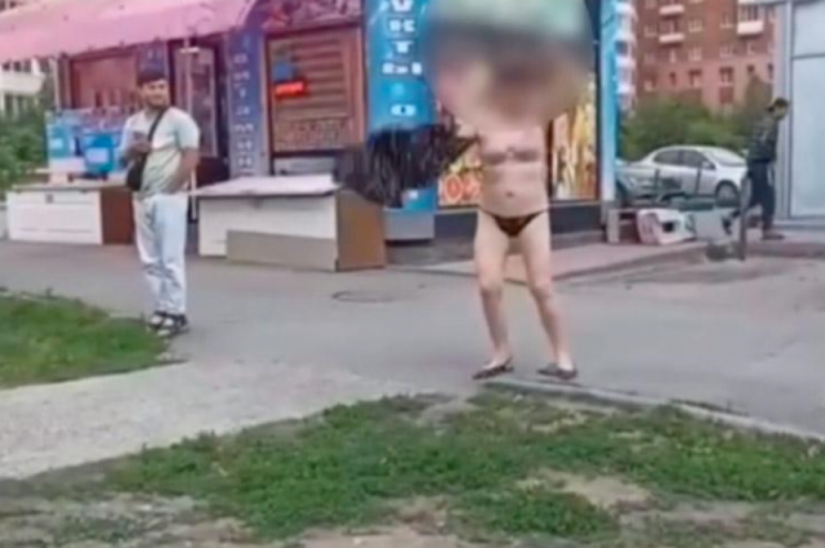 На оживленной улице в Новосибирске танцевала голая женщина | ОБЩЕСТВО | АиФ  Новосибирск