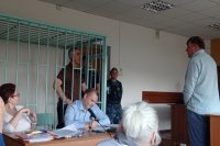 Защита Быкова - адвокаты Мария Серновец и Алексей Прохоров. 