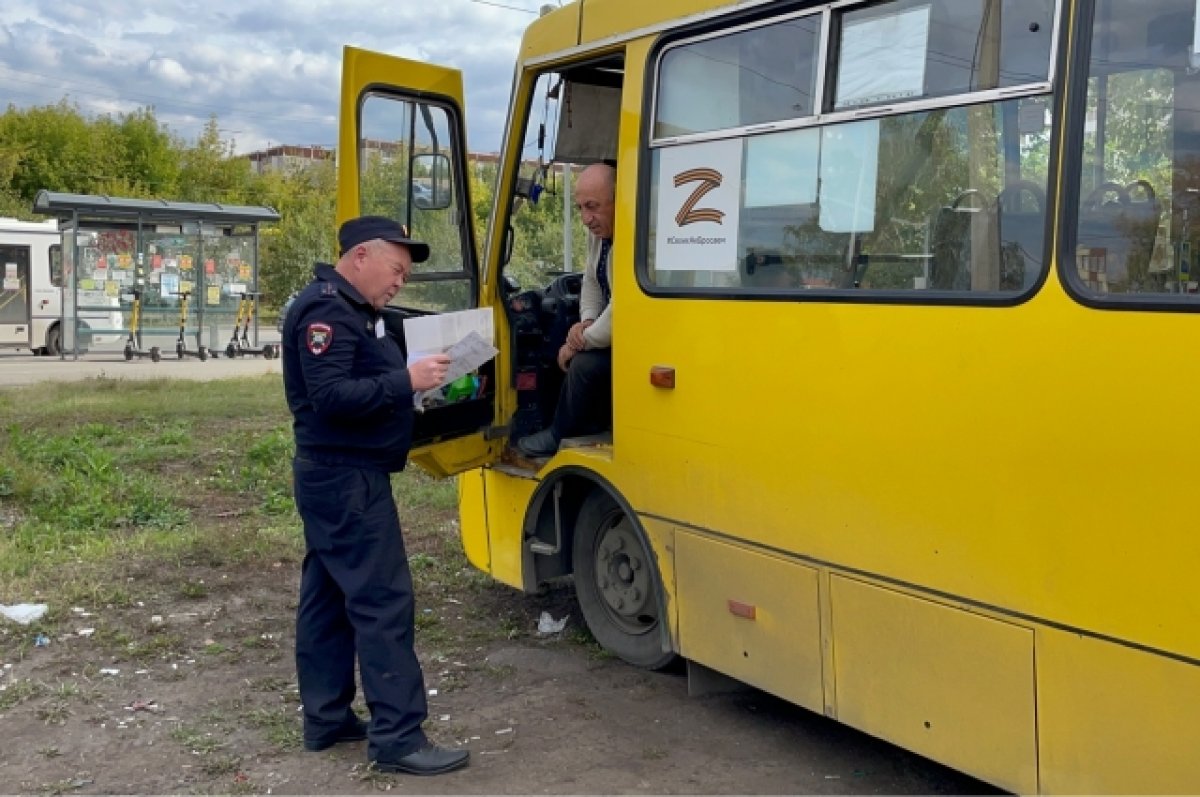 40 нарушений водителями автобусов выявили в Екатеринбурге | АиФ Урал