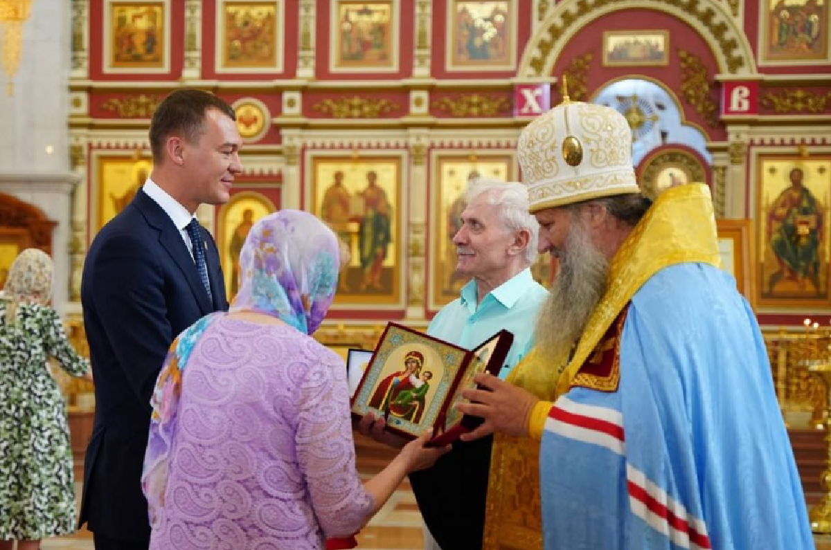 Десять хабаровских пар, проживших в браке 50 лет, получили памятные награды  | АиФ Хабаровск