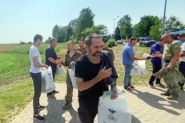 Российские военнослужащие, возращенные из украинского плена