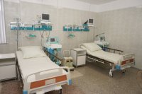 В Орске подготовили койки для возможной госпитализации отравившихся детсадовцев.