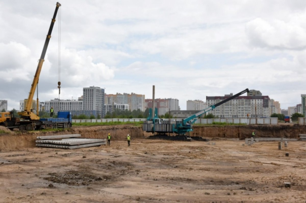 Контракт со строителями новой школы готовы разорвать власти Брянска