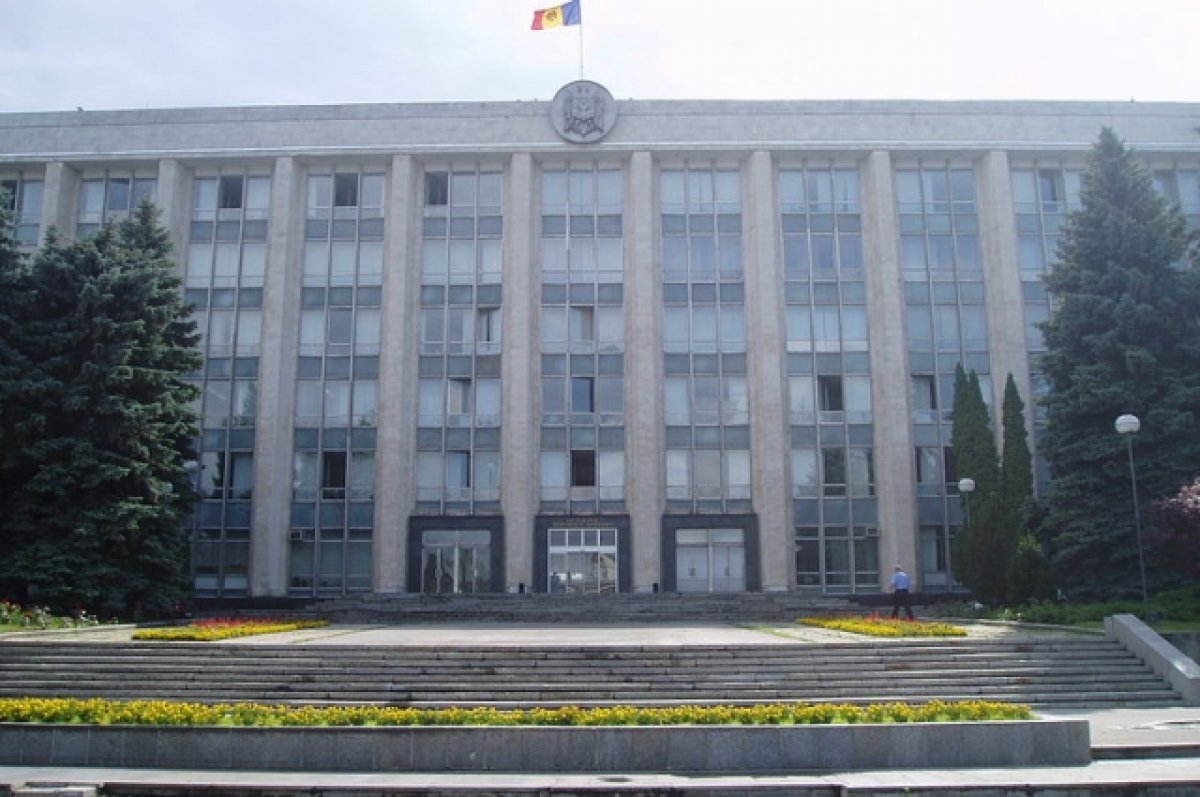 Глава МВД Молдавии Ревенко подала в отставку